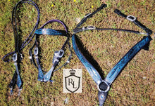 Load image into Gallery viewer, Feathers & Floral bridle