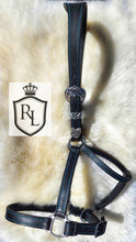 Load image into Gallery viewer, Celtic knotwork buckle halter