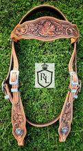 Load image into Gallery viewer, Western floral Bridle and Breast collar set