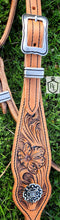 Load image into Gallery viewer, Western floral Bridle and Breast collar set
