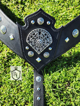 Load image into Gallery viewer, Lion Crusader Fantasy Bit bridle and Breast collar set