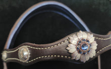 Load image into Gallery viewer, Sapphire/brown floral western set
