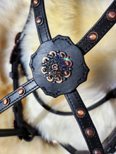 Load image into Gallery viewer, Black Winter Wonderland Baroque cross-over bit bridle
