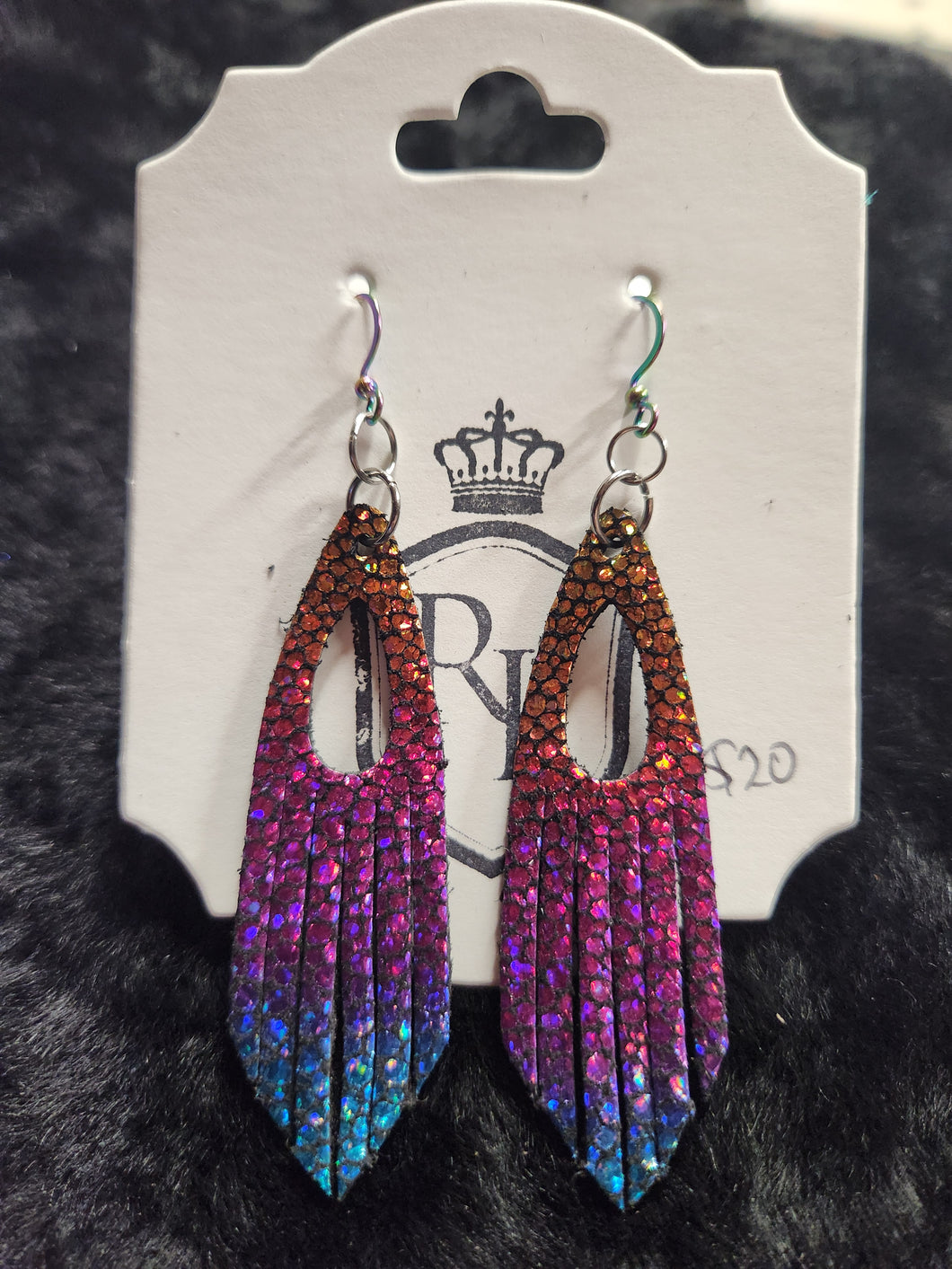 Rainbow dangles