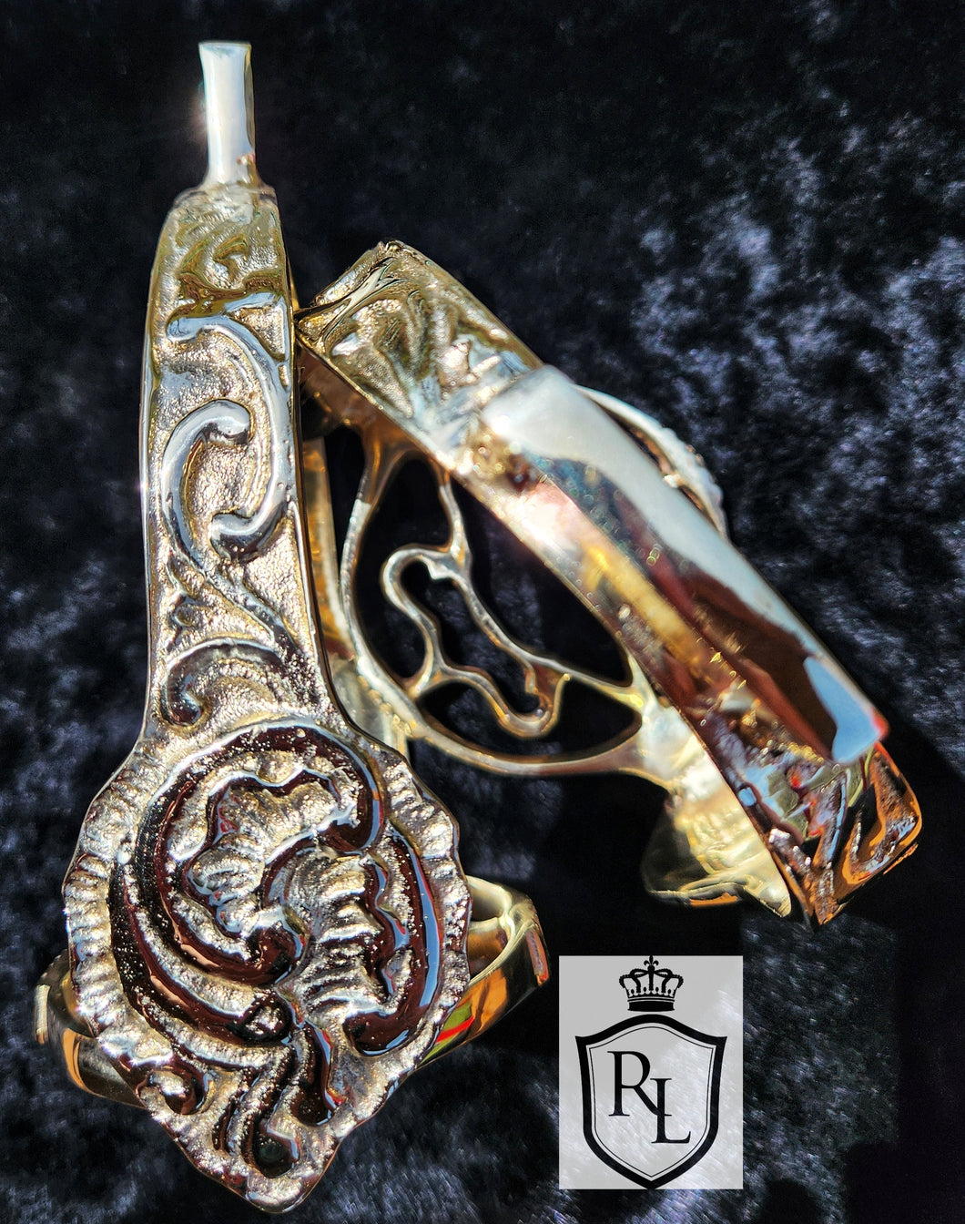 Filigree stirrups