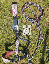 Load image into Gallery viewer, Poker padded halter set
