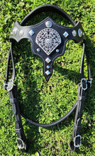 Load image into Gallery viewer, Lion Crusader Fantasy Bit bridle and Breast collar set
