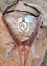 Load image into Gallery viewer, Sizzlin&#39; summer Sunflower bridle &amp; breast collar set
